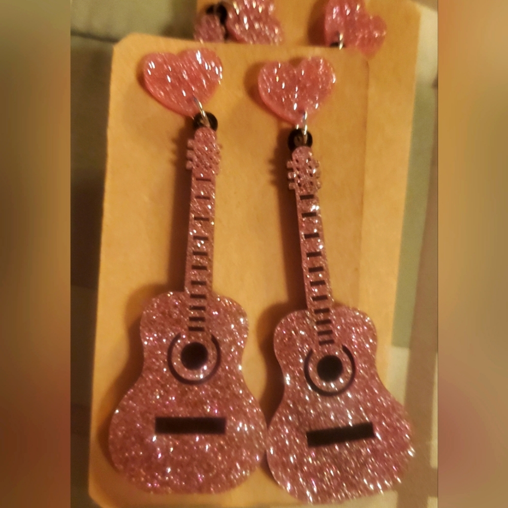 GUITAR (PINK)